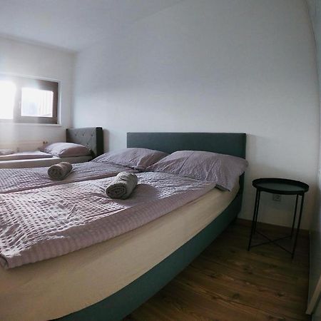Aspern Nationalpark Apartment Vienna Esterno foto